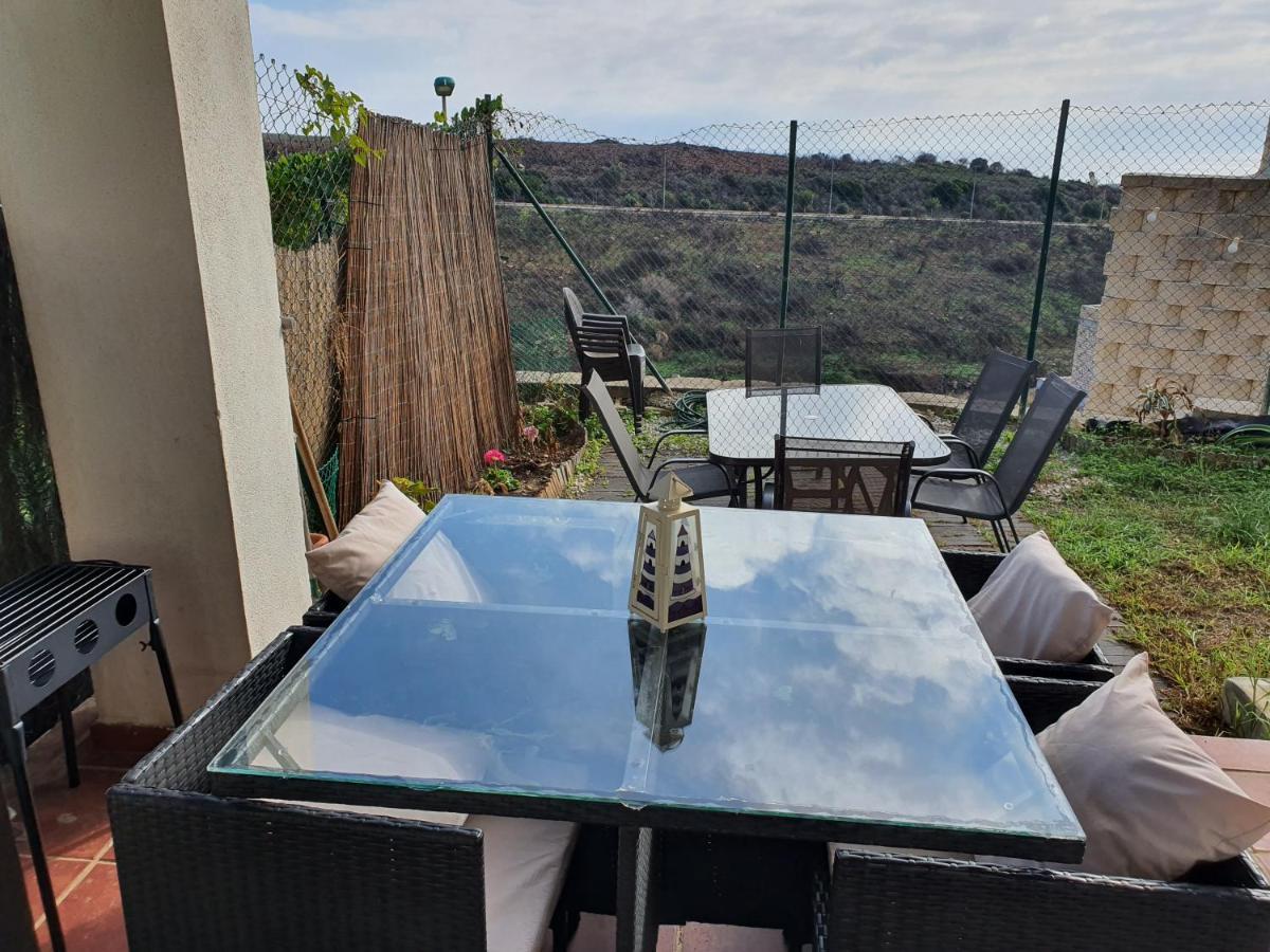 Con Jardin Apartment La Línea de la Concepción