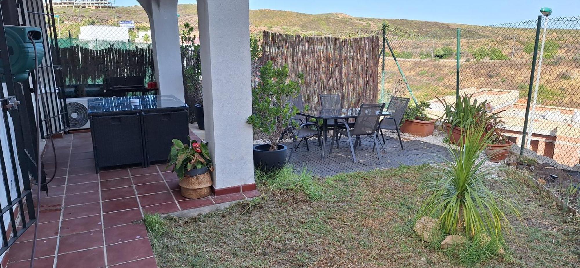 Apartamento Con Jardin *